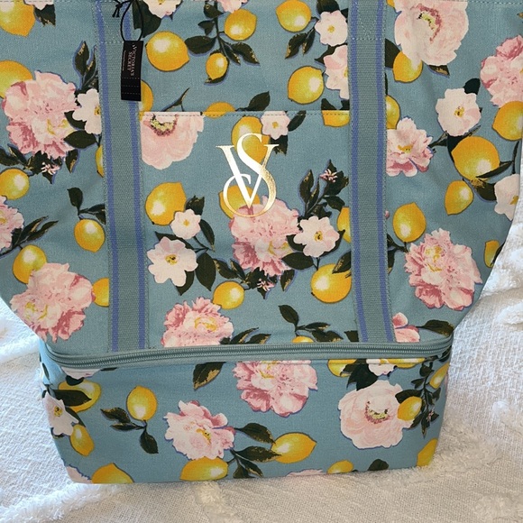 New! Victoria’s Secret Beach Tote With Zippered Insulated Cooler Lemon Design - Picture 3 of 10